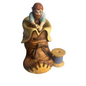 VTG 1986 Franklin Mint Elves & The Shoemaker Figurine Maggie Murphy Collectible